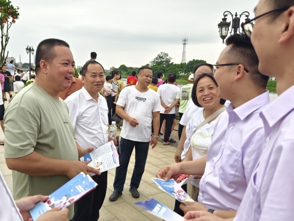 ũ��������֧���߽�������չ���ػ��ص���Ⱥ�����ν��ڷ��ߡ����������